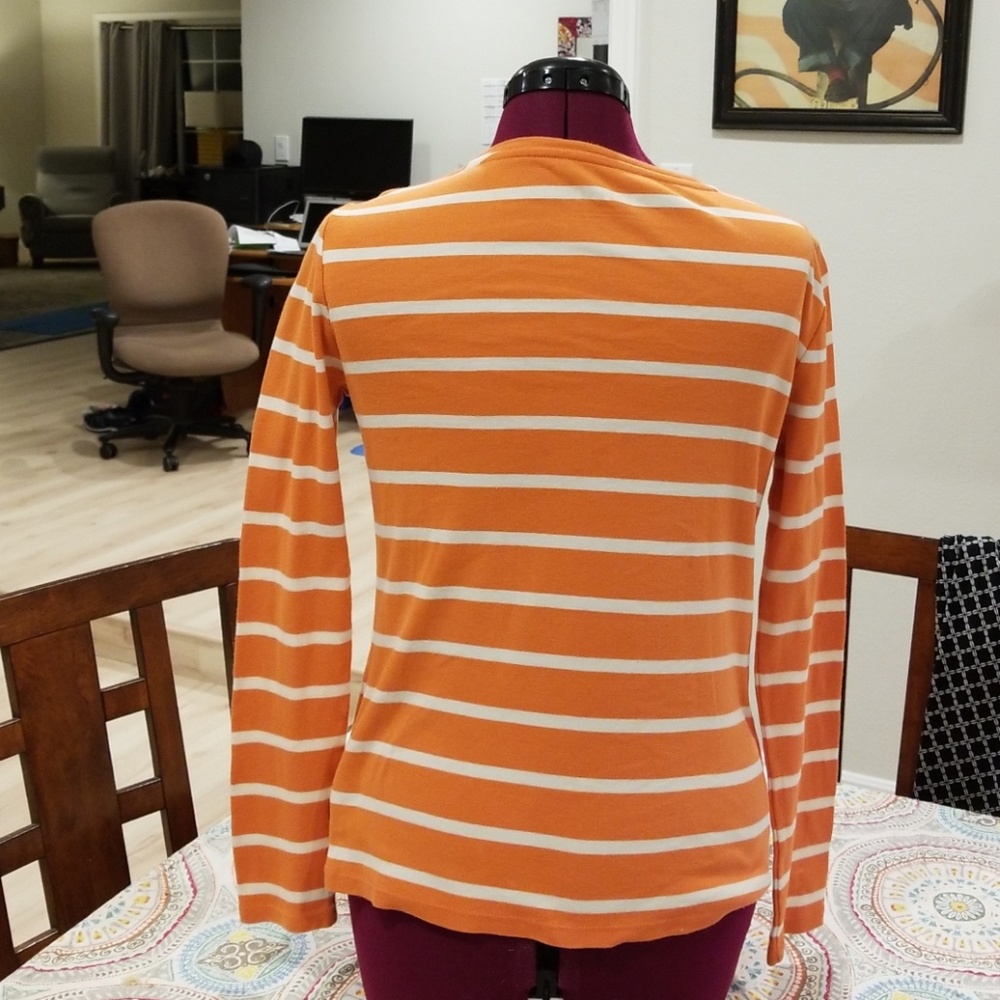 Talbots Crew Neck - Picture 2 of 3